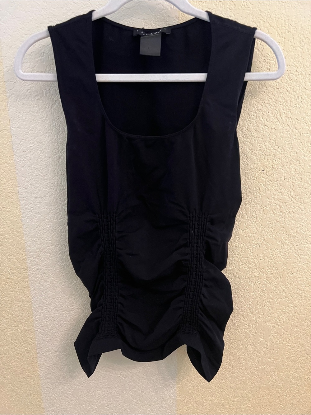 Laundry By Shelli Segal Black Ruched Scoop Neck Tank